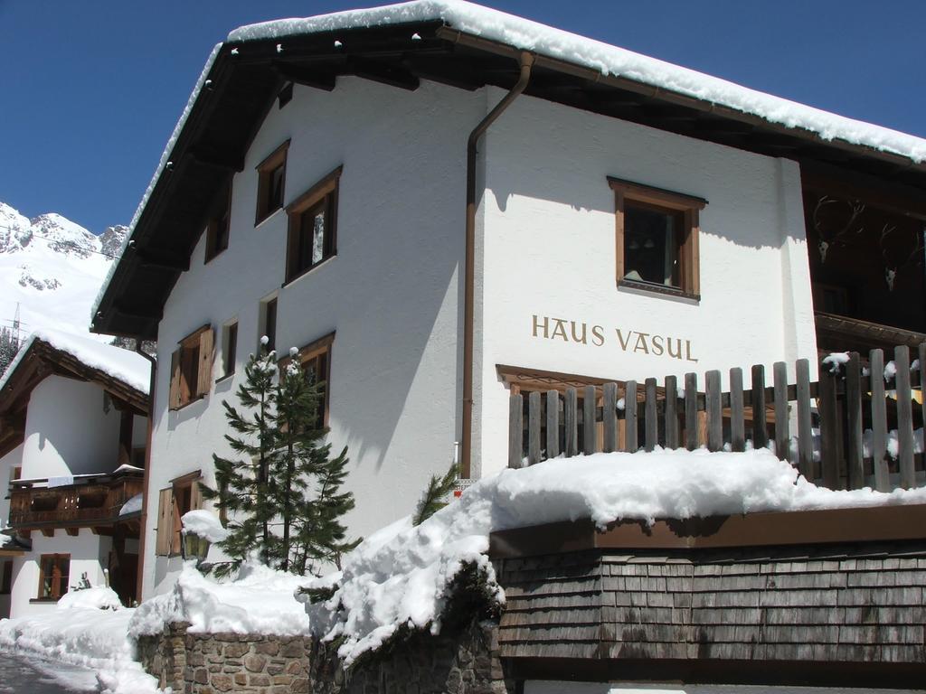 Hotel Haus Vasul St. Anton am Arlberg Zimmer foto